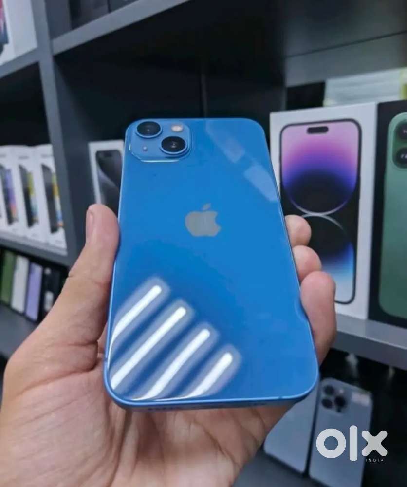 Apple Iphone 14 /128 gb under warranty