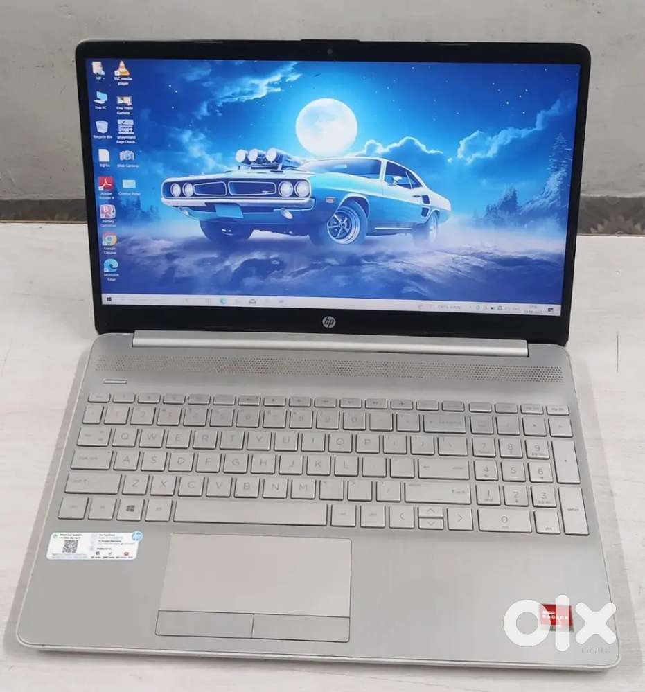 Hp AMD Ryzen 3 8gb 256Ssd & 500gb