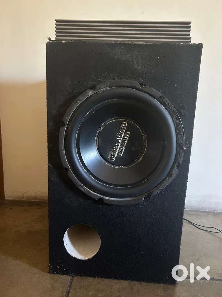 4 Channel Car Amplifier & Subwoofer