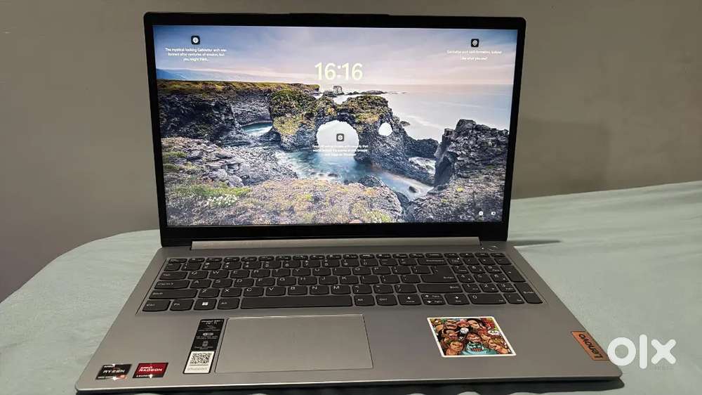 Lenovo laptop 8gb 512gb