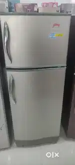 /_ refrigerator used good working condition for less price