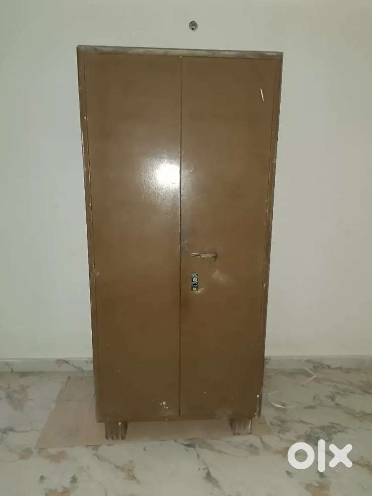 Steel Almirah