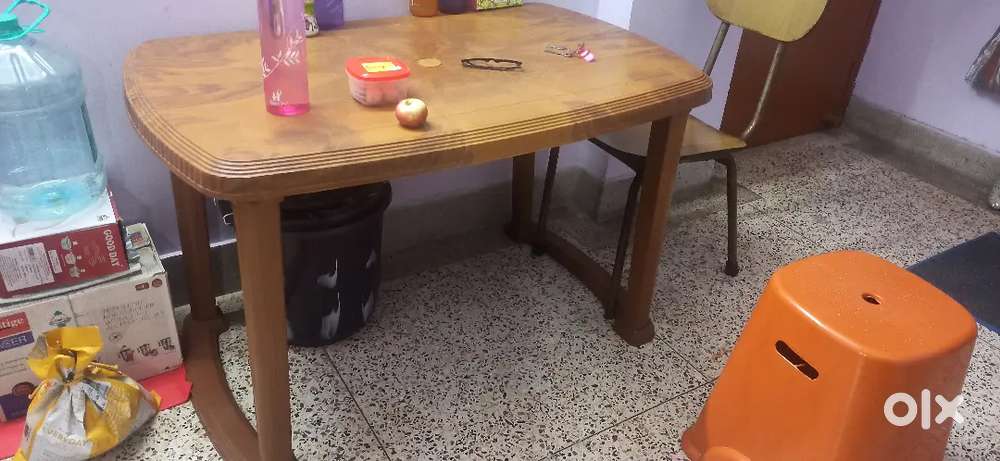Plastic Table