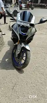 Yamaha R15 v4 M