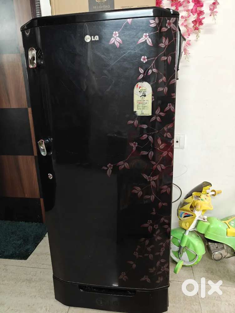 L.G. fridge 215 ltr