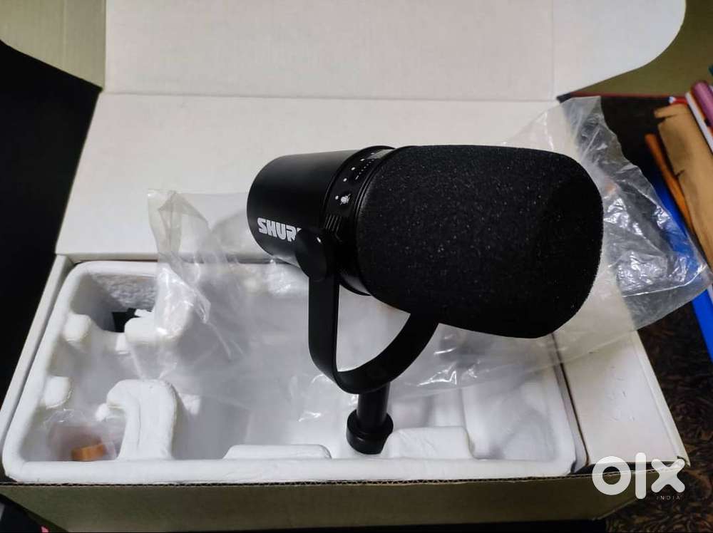 Shure MV7 USB Podcast Microphone