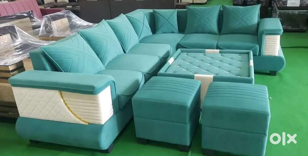 L shape sofa looking good