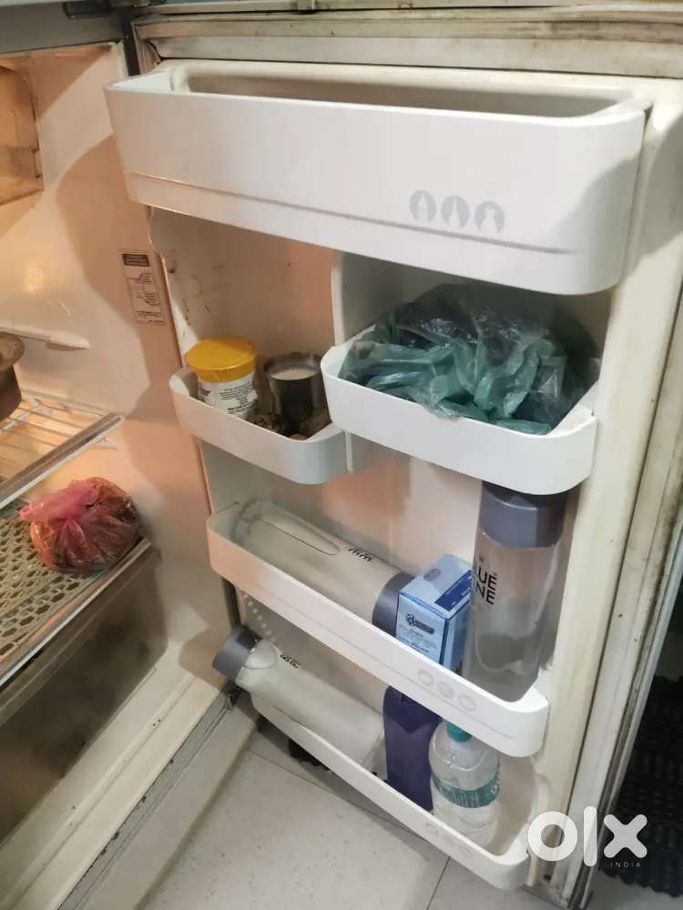 Selling my LG fridge