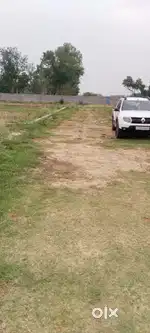 एयरफोर्स गेट के विपरीत दिशा में कॉलोनी में