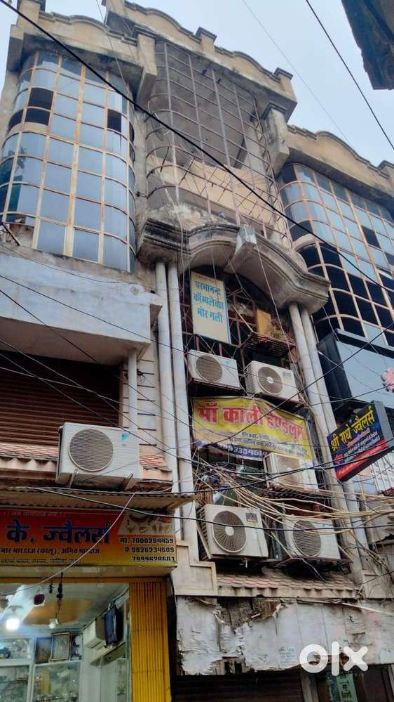 Shop Sarafa Bazar, Parmanand Complax,  More Gali, Lashkar, Gwalior