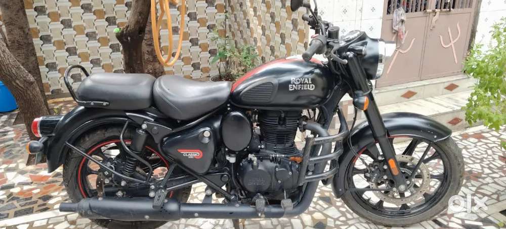 Royal Enfield bullet (2023)