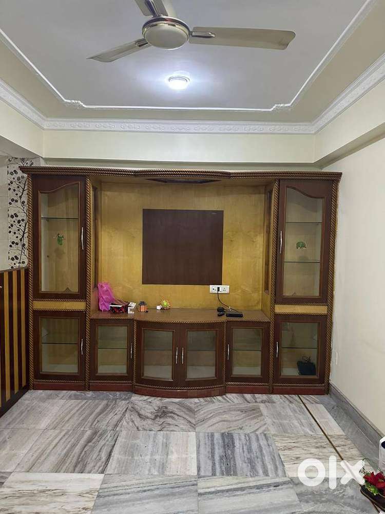 3 bhk flat for sale in prime location.