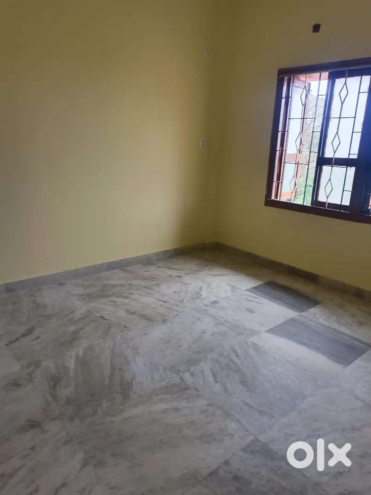 Independent House For Bachelor's Job Holder's And Couples JagamaraITR