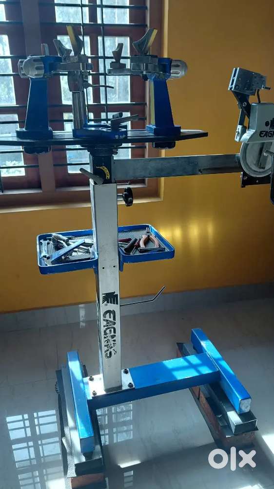 Badminton stringing machin