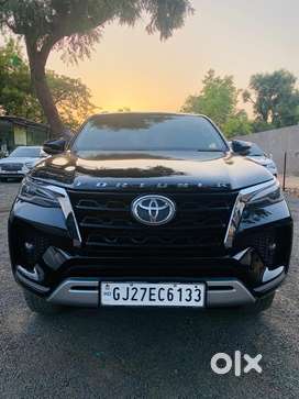 Toyota Fortuner 4X2 AT 2.8 Diesel, 2023, Diesel
