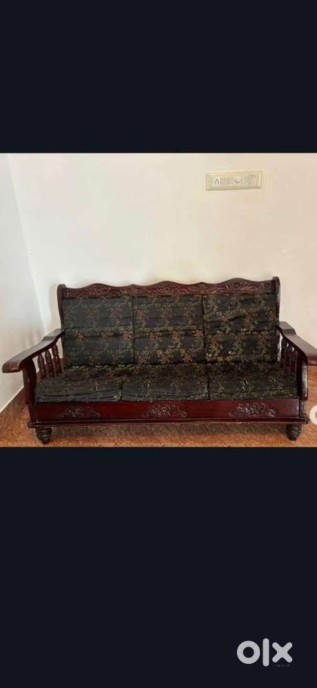 Royal wooden sofa set