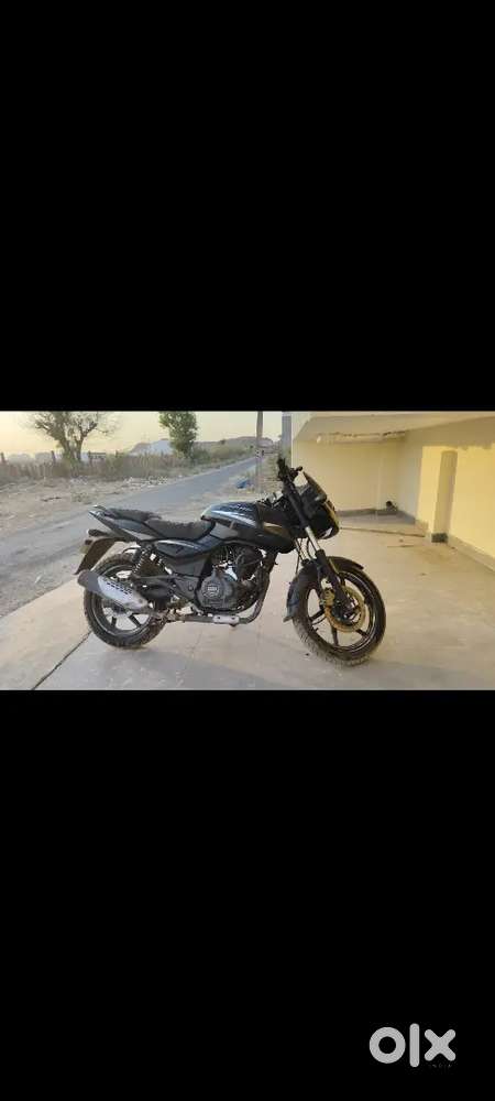 Bajaj Pulser 150cc