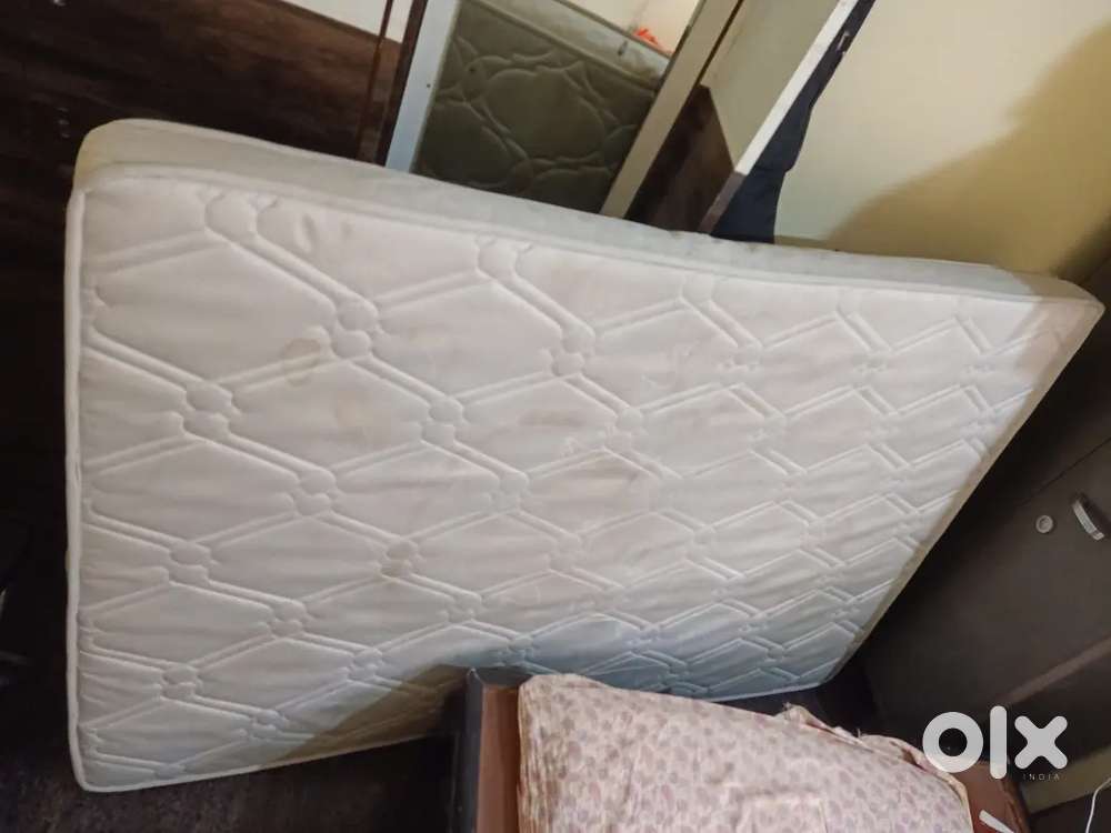 Branded Matress 2 years old. In perfect condition.