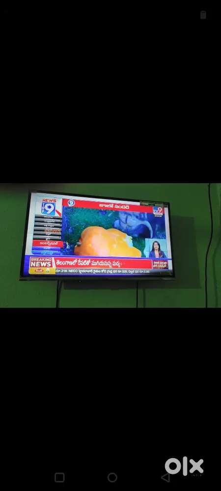 Panasonic 32  inch slim LED