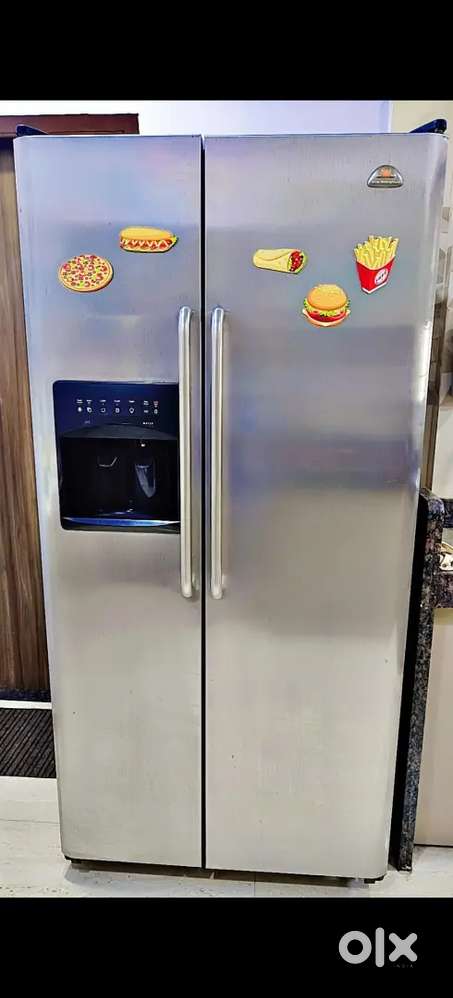 Refrigerator ( FRIDGE )