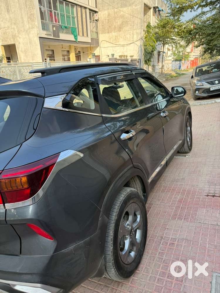 New Condition with New Tyres Single handed driven