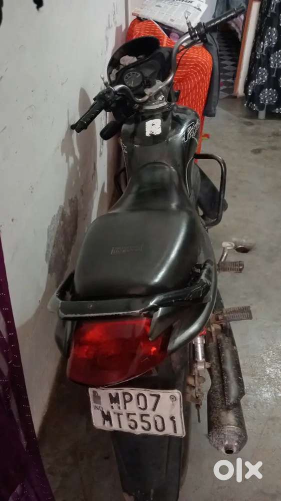 Extra hai isliye sell Krna hai gaadi or engie ek no.h