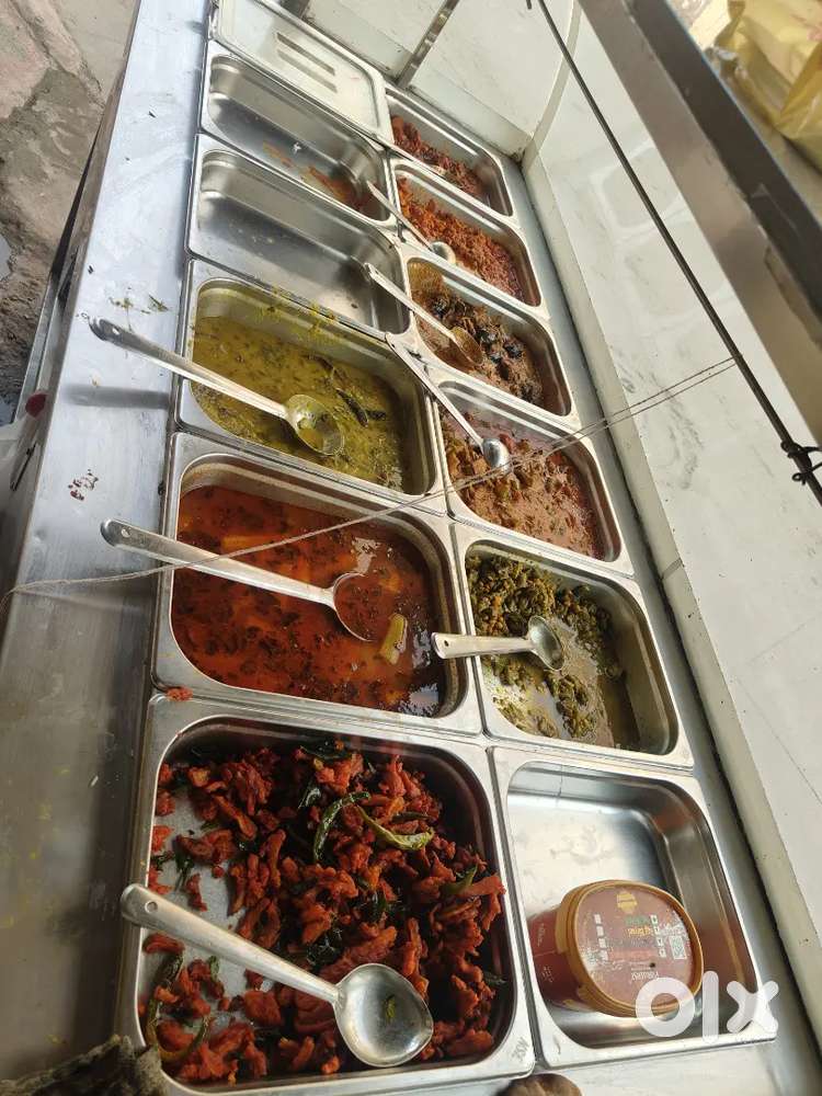 Curry point counter. 12 boxes for swle