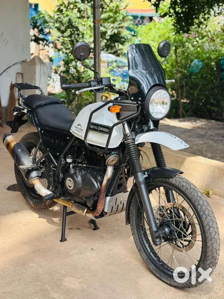 Himalaya 410 cc in clear condition bike