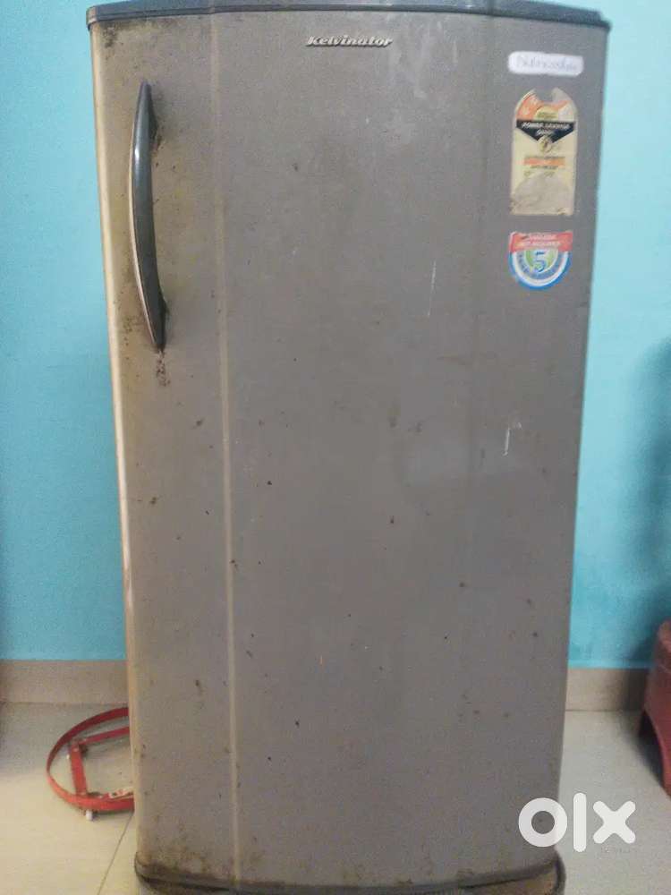 KELVINATOR REFRIGERATOR 130L