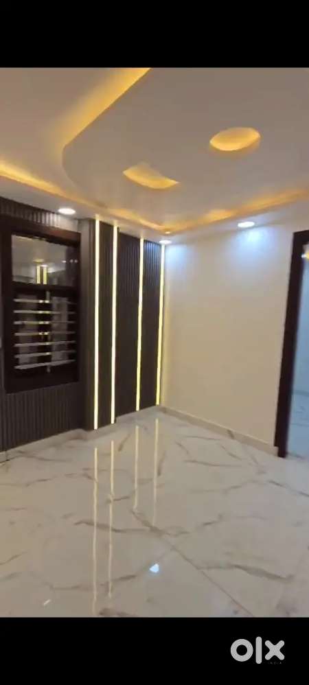 L Corner 3 BHK Independent Flat With Bike Park Om Vihar Phase 5