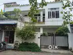 To let for office and godown