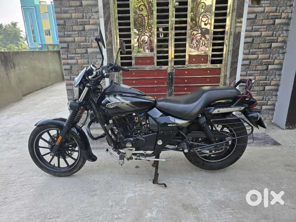 New condition Avenger 160 street Black want to sell