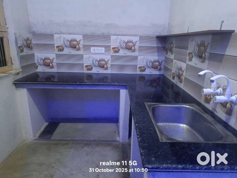 3BHK floor available for rent