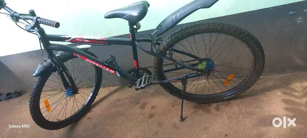 A GOOD AND SUPER CONDITION CYCLE