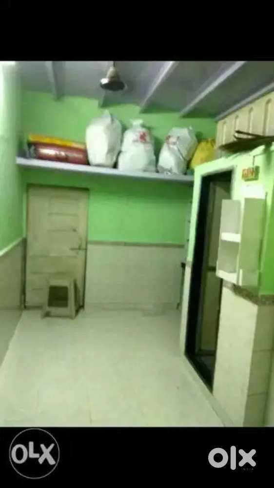 Compact house with toilet and bathroom