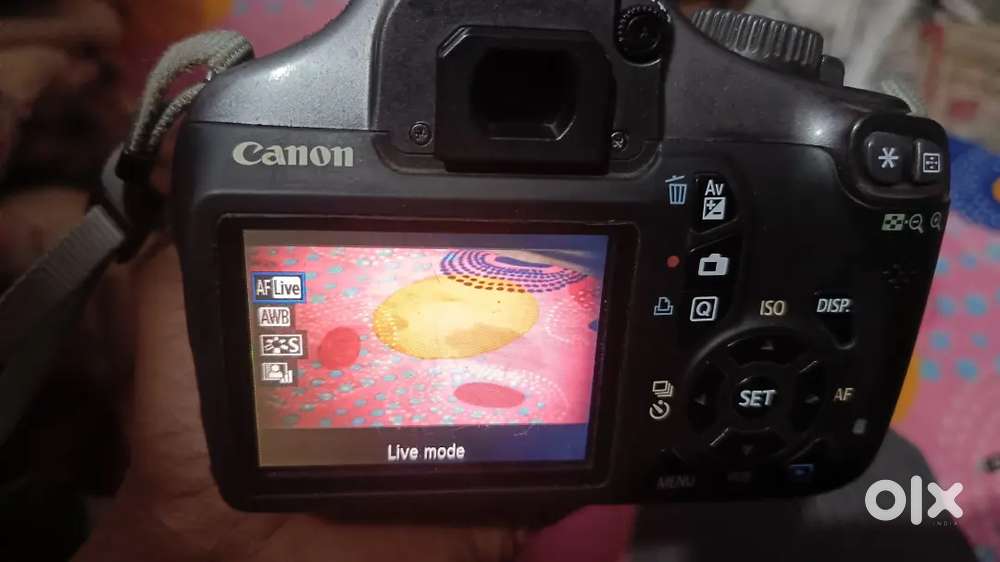 Canon EOS 1100d DSLR camera and 18-55 MM zoom lens