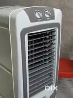 16 DAY OLD USHA AEROSTYLE 35 COOLER