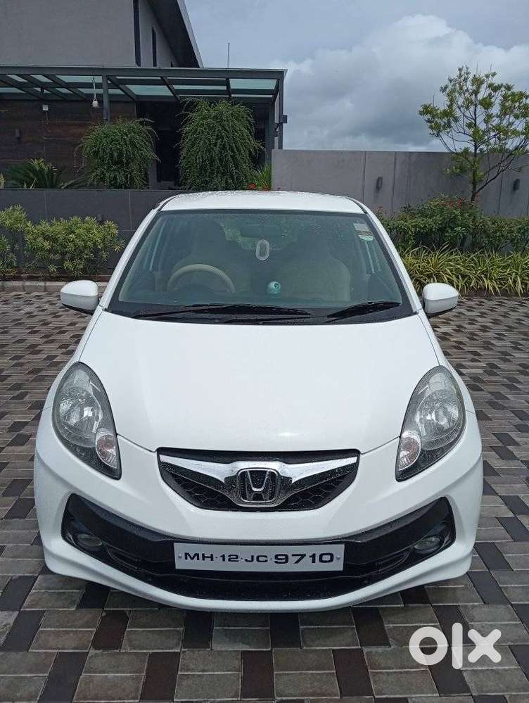 Honda Brio V Automatic, 2012, Petrol