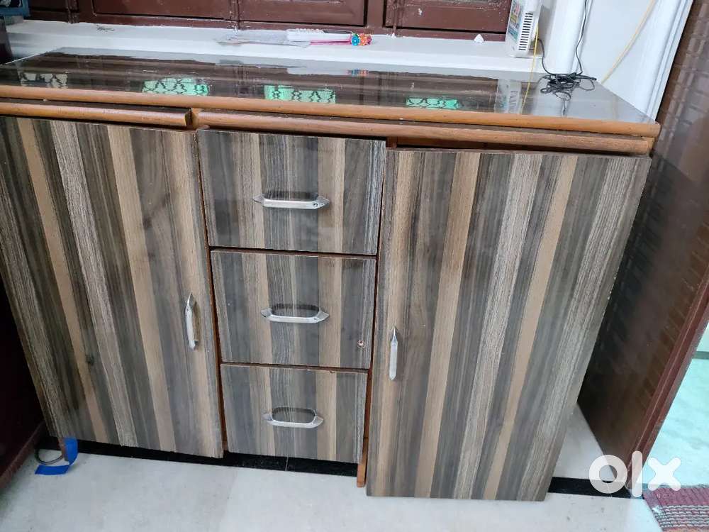 Kitchen counter table