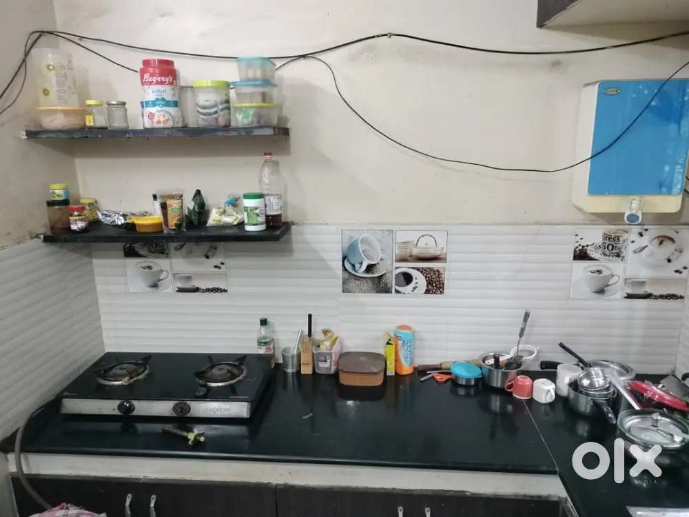 Gents Furnished AC room,attch bath in shared house nr Arumbakkam metro