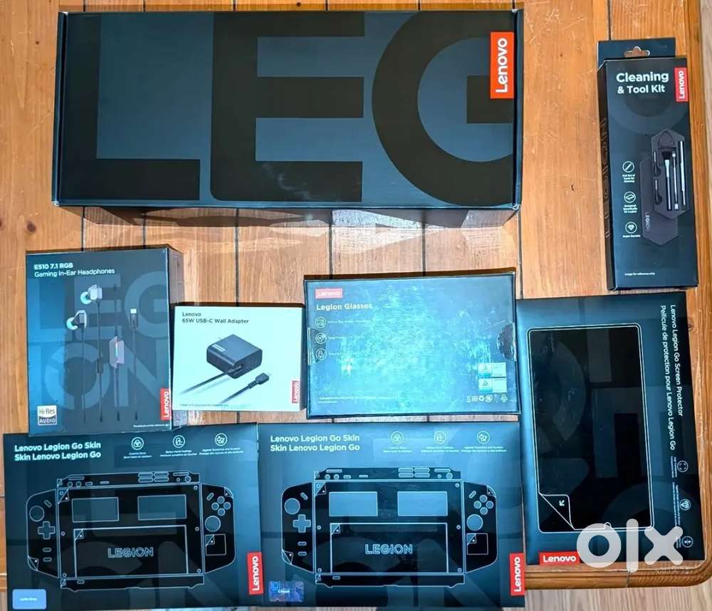 Lenovo Legion Go w/ Glasses, ScreenProtectors,