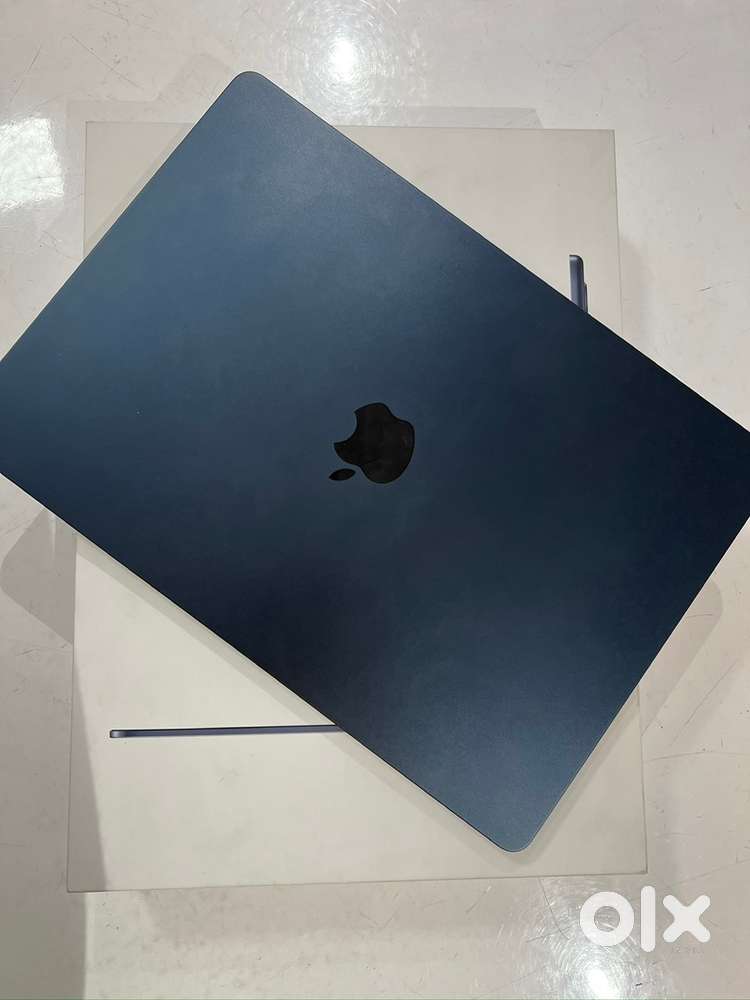 MacBook Air M2 15-inch (Midnight)  8GB/256GB  Care+ till 16 Feb 2027