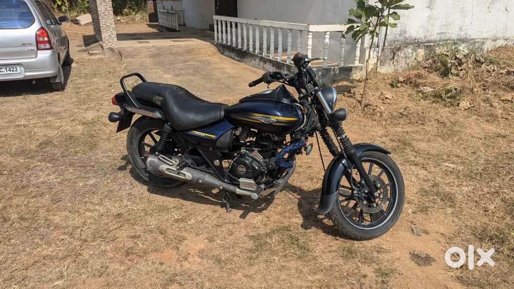 Bajaj Avanger 150 Street