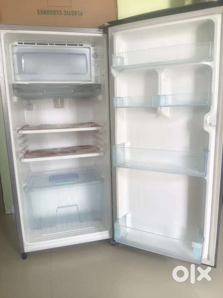 SAMSUNG 192 Litre fridge