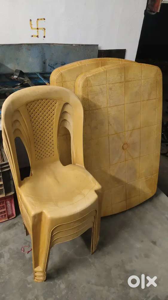 Tej kamal dining table