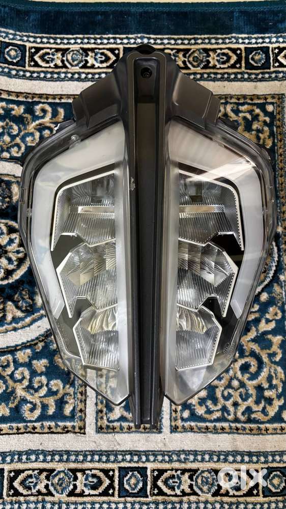 KTM Duke 390 Gen2 Headlight & Fuel Tank