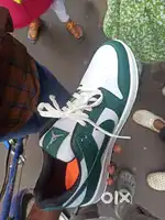 Nike shoes new ( 1500 )