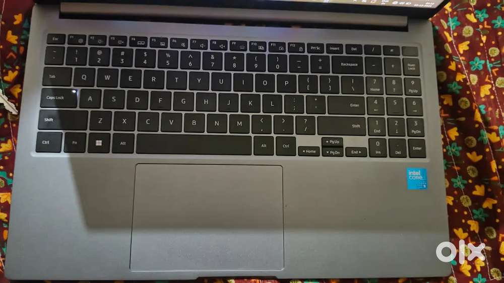 Samsung laptop book 4