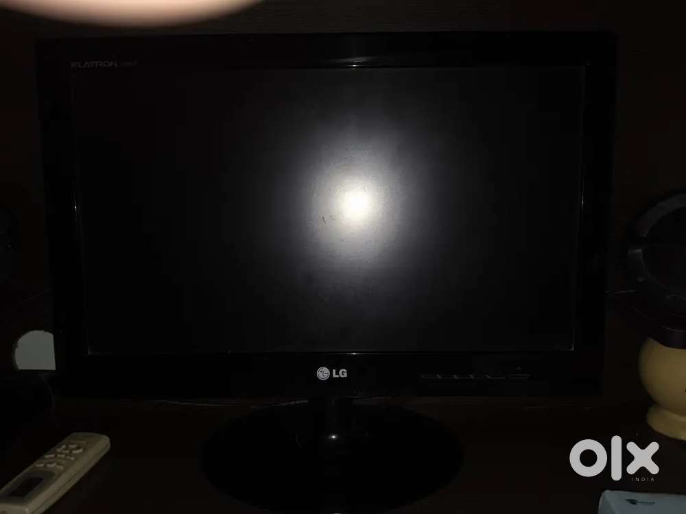 LG monitor 19.5 inches