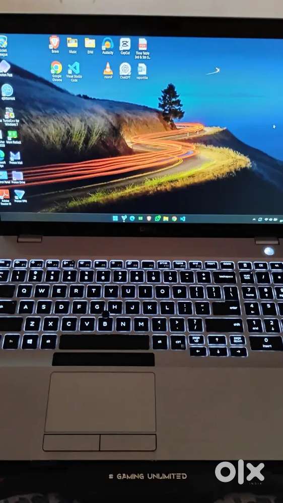 Dell i5 10th Gen Leptop Bechna hai